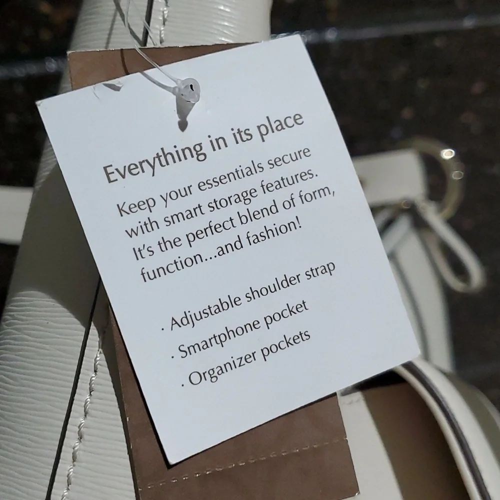 NWT GB GIANI BERNINI BARK IVORY BAG NEW - Picture 8 of 8